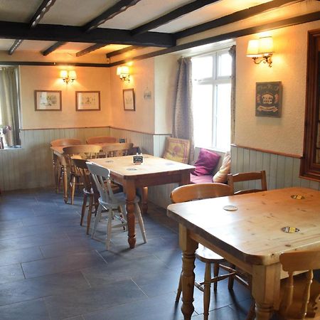 Anchor Inn Oake Exterior photo